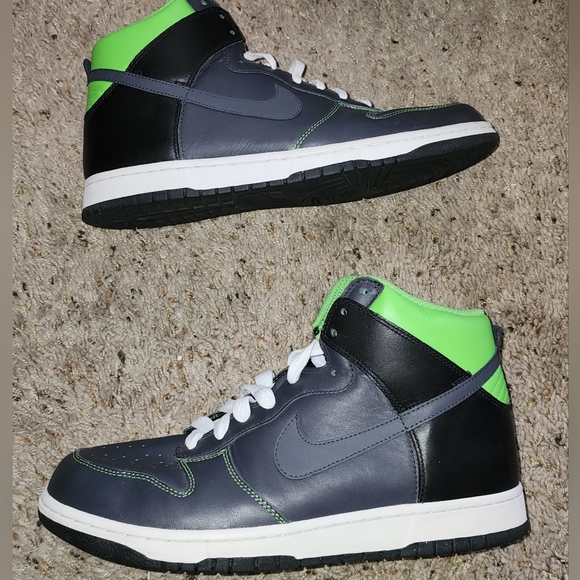 Nike SB Dunk High Size 11 - Picture 5 of 7